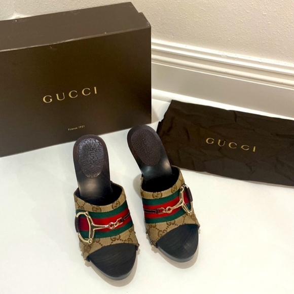 Gucci Heels - Picture 5 of 7